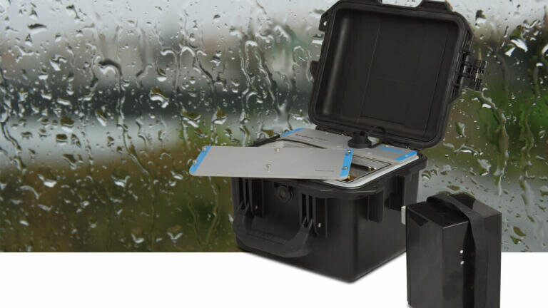 Self-sufficient and contactless Flow Metering