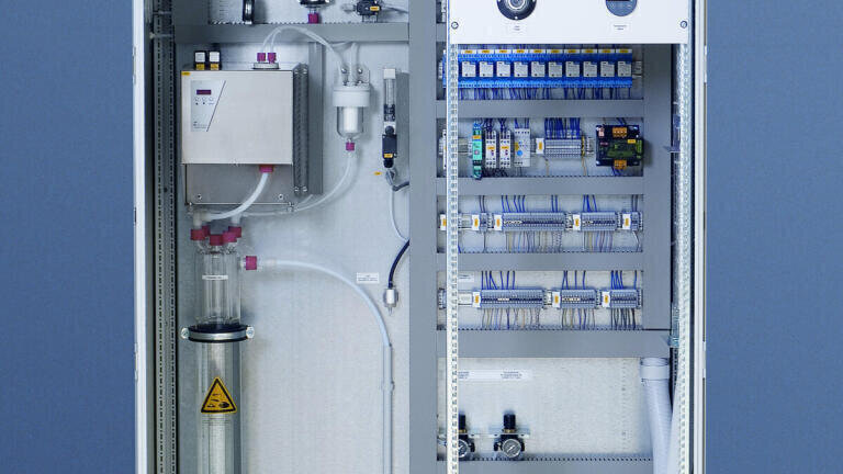 CEMS system and oxygen analyser