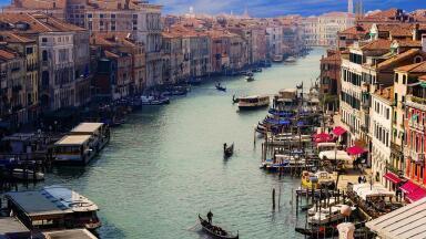 How Coronavirus Cleared Venice's Waters
