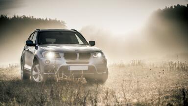 Should Big Car Adverts Be Banned?