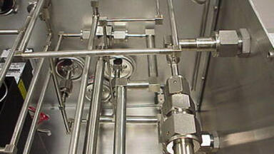 Ultra high purity multi-component gas dilution system