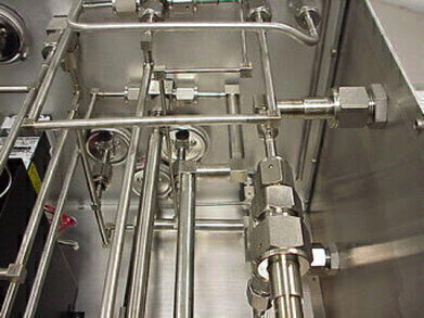 Ultra high purity multi-component gas dilution system