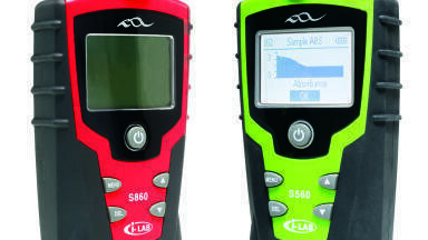 Hand Held Analyzing Spectrometer