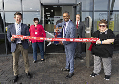 Wales’ Minister for Economy officially opens Markes International’s new headquarters