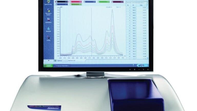 New Double-Beam Spectrophotometer