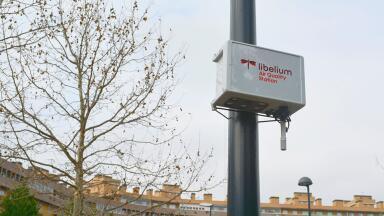 Air Quality Station with embeded AI learns from reference stations.