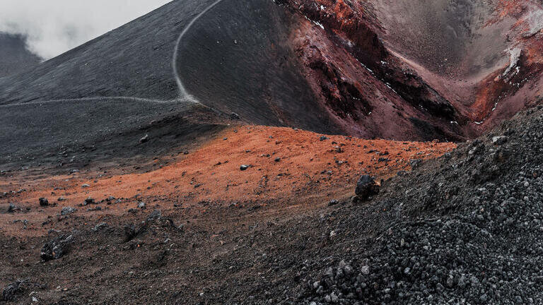 Tracing past volcanic activity with sedimentary Hg Concentrations