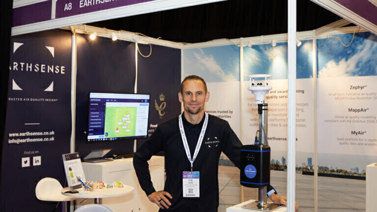 Earthsense Wins Best Supplier Service Award at AQE 2022