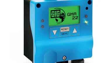 Compact gas transmitter controller for smaller-scale applications