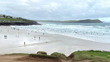 English bathing water messaging service to warn swimmers and surfers of pollution hazards