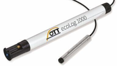Leading water level measuring instrument enhanced with conductivity measuring capabilities