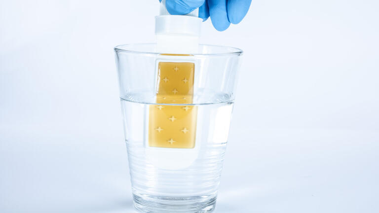 Dipslides: The fastest way to fight bacteria and material damage