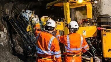 Acoustic imaging cameras precisely detect compressed air leaks in open-cast and underground mines