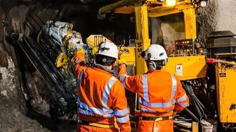 Acoustic imaging cameras precisely detect compressed air leaks in open-cast and underground mines