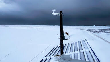 Anodes and anemometers for harsh winter air quality monitoring