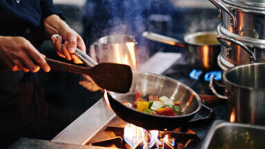 Aerosol pollutants from cooking may last longer in the atmosphere – new study
