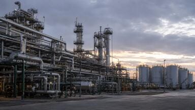 Three killed in suspected sulphur dioxide leak at Karnataka pharmaceutical plant