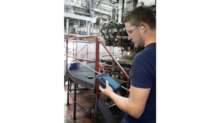 The Wöhler A 550 INDUSTRIAL enables reliable flue gas analysis in demanding industrial environments, with integrated data storage and easy data transfer for efficient documentation and evaluation of measurement results.