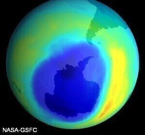 Environmental analysis news: Ozone layer hole 'shielding' Antarctica from global warming
