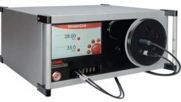 New Self-Contained Portable Humidity and Temperature Calibrator