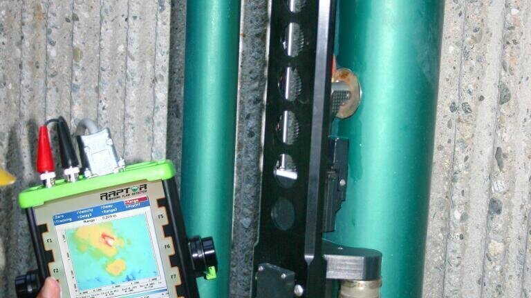 New Handheld Ultrasonic Flaw Detector