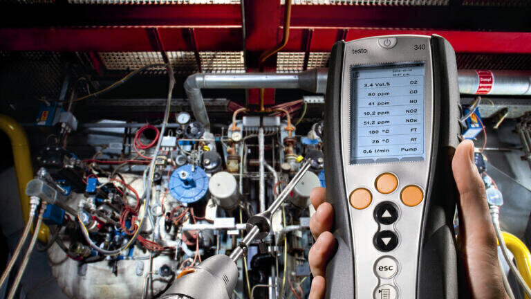 Efficient emissions monitoring of combustion processes